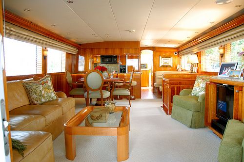 yacht-charter