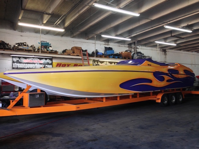 38 Foot Express Cat Offshore Race Boat